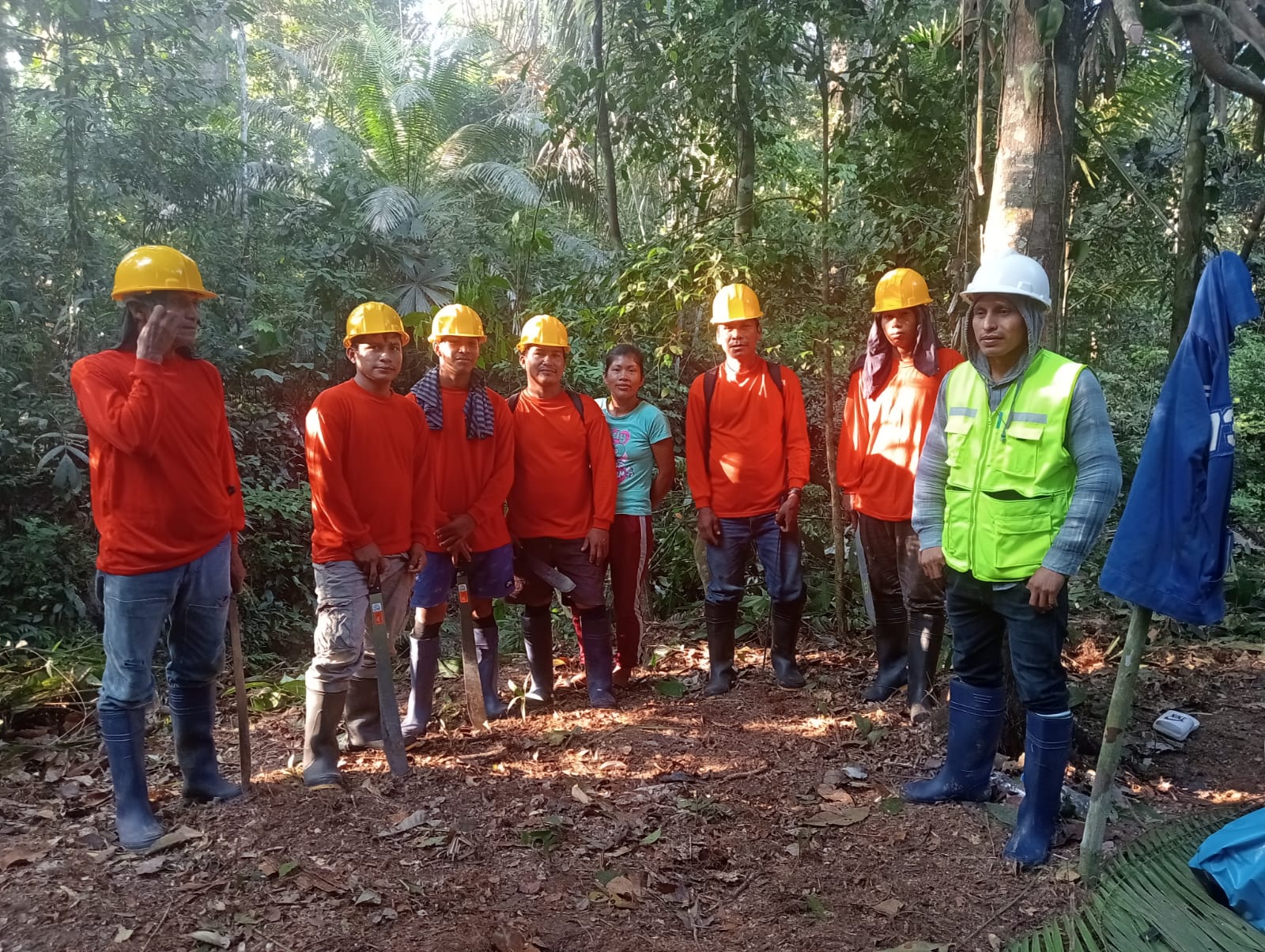 Local Fund The Planet team during the recent boundary pinning project around the protected rainforest area in the Peruvian Amazon Rainforest